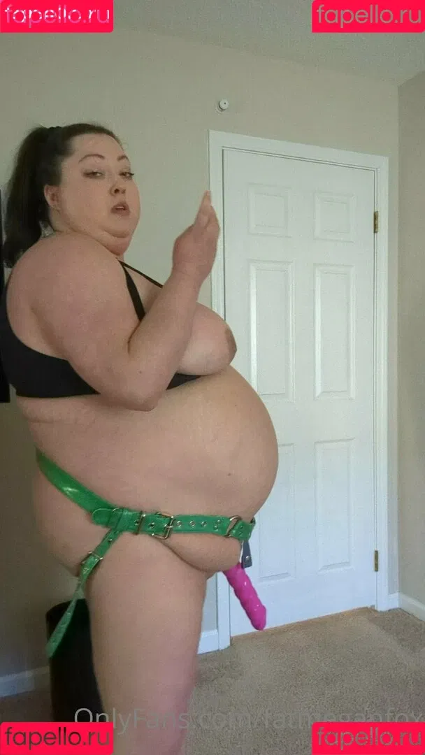 fatmeganfox Onlyfans Photo Gallery 