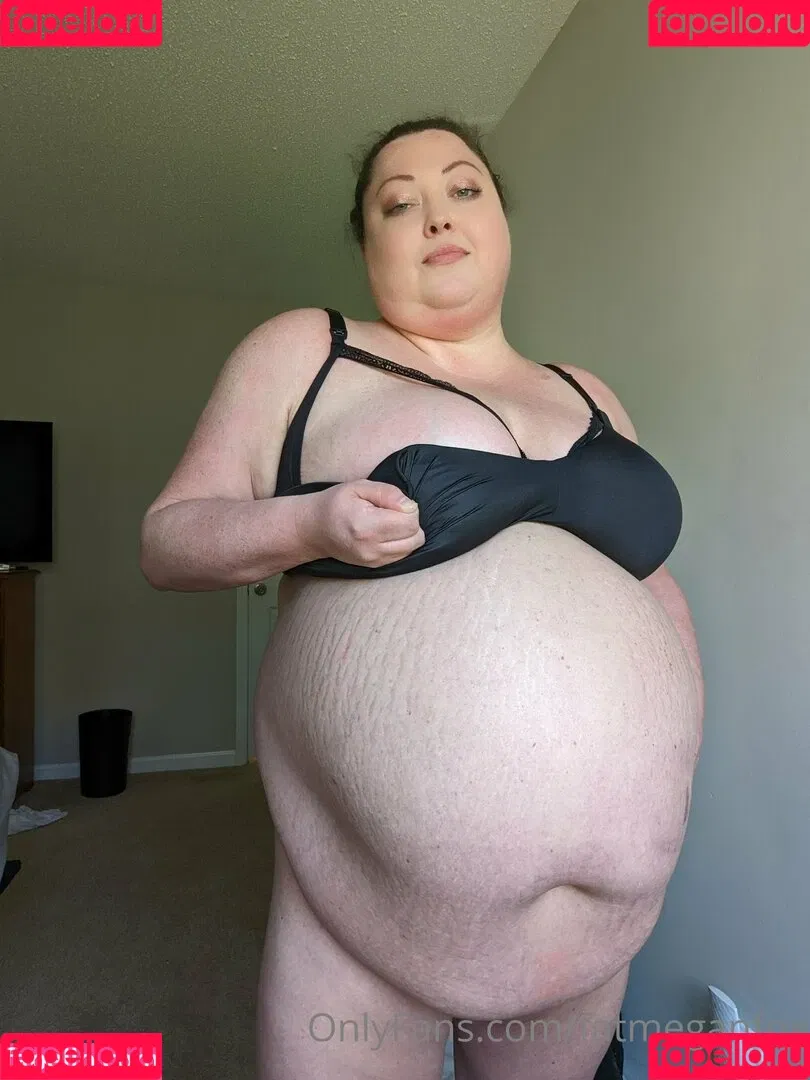 fatmeganfox Onlyfans Photo Gallery 