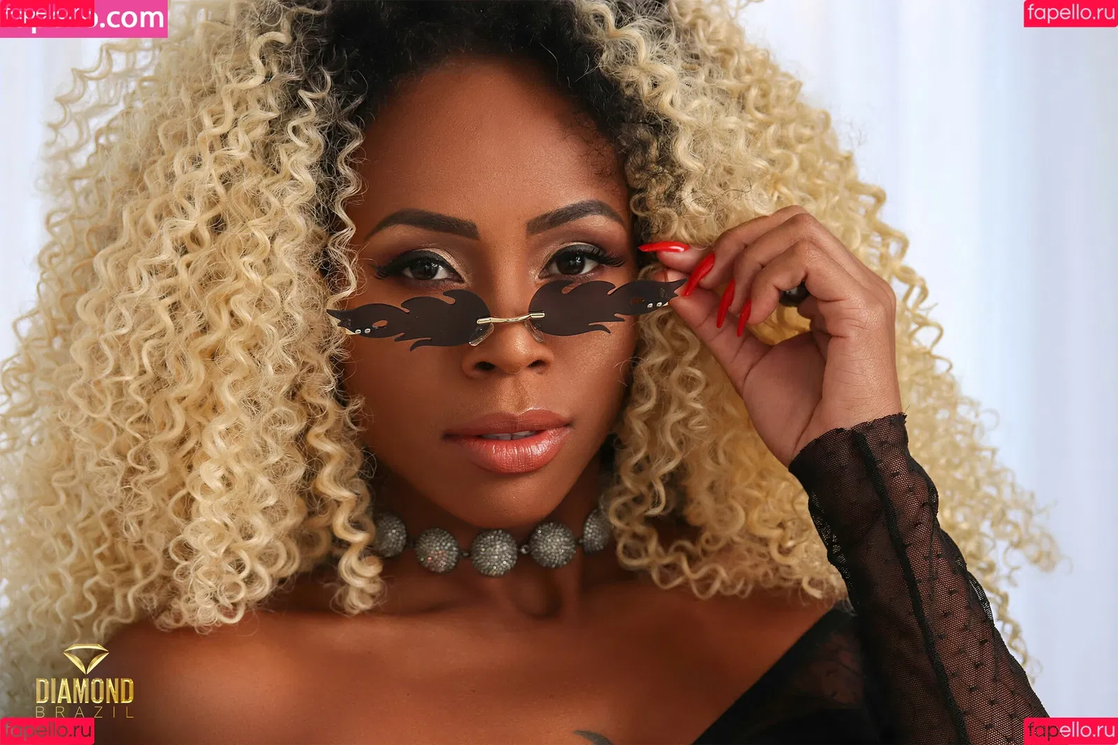 Diamond Brazil Onlyfans Photo Gallery 
