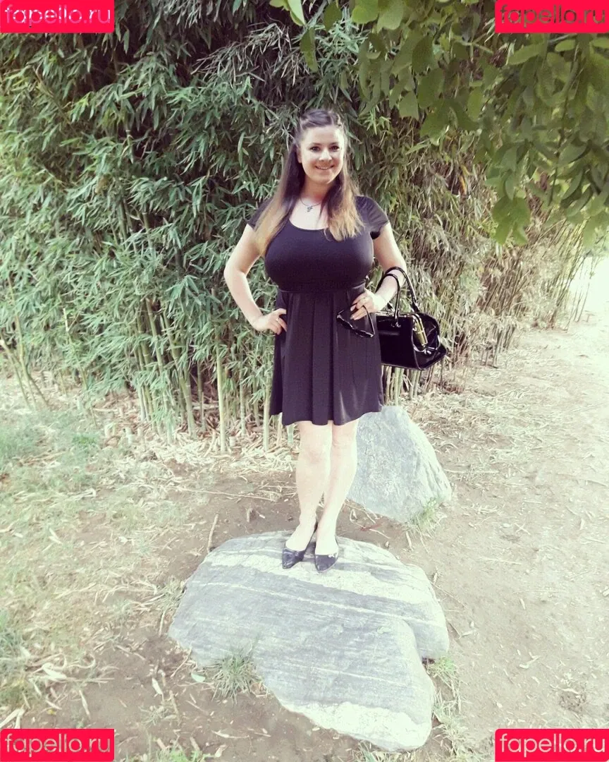 Nadin Shcherban Onlyfans Photo Gallery 