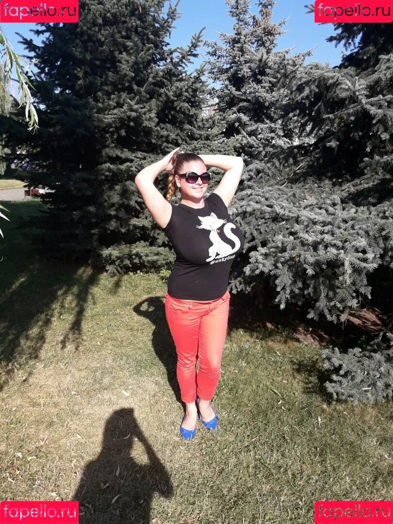 Nadin Shcherban Onlyfans Photo Gallery 