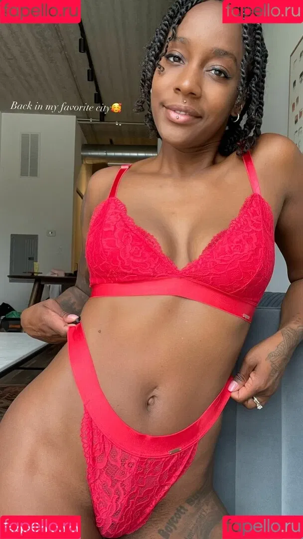 Midnight Onlyfans Photo Gallery 