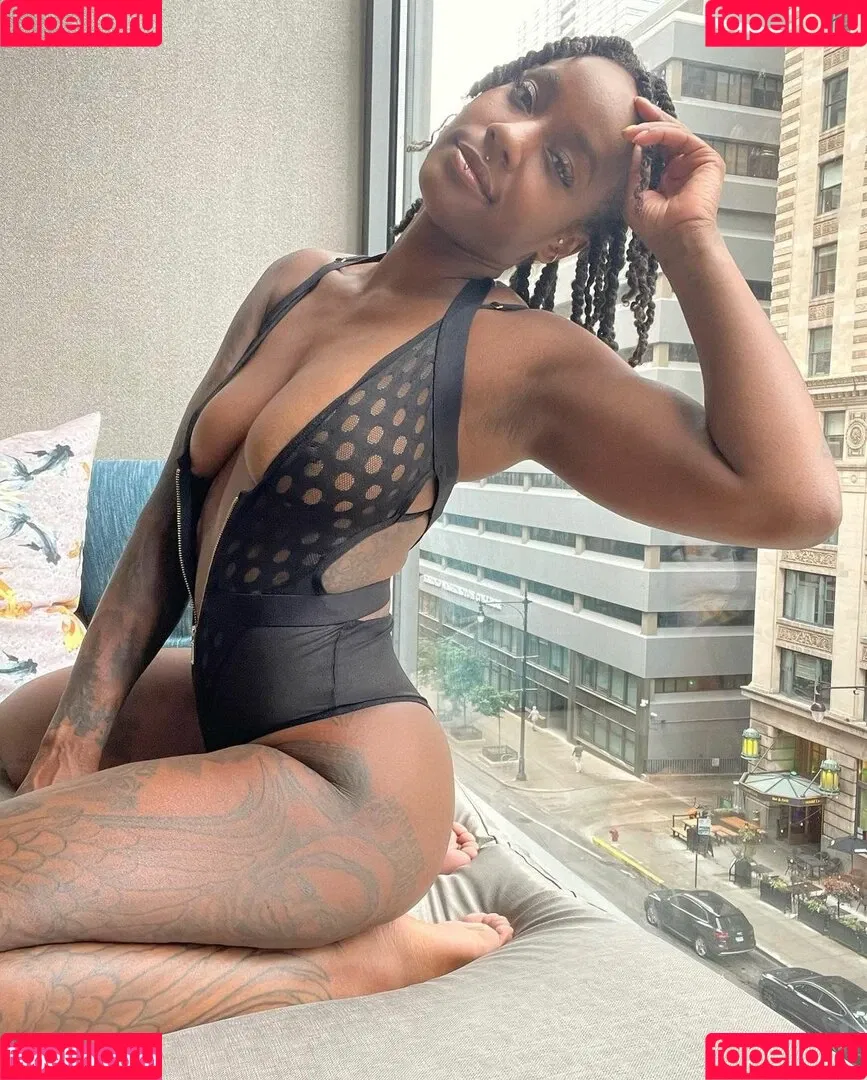 Midnight Onlyfans Photo Gallery 