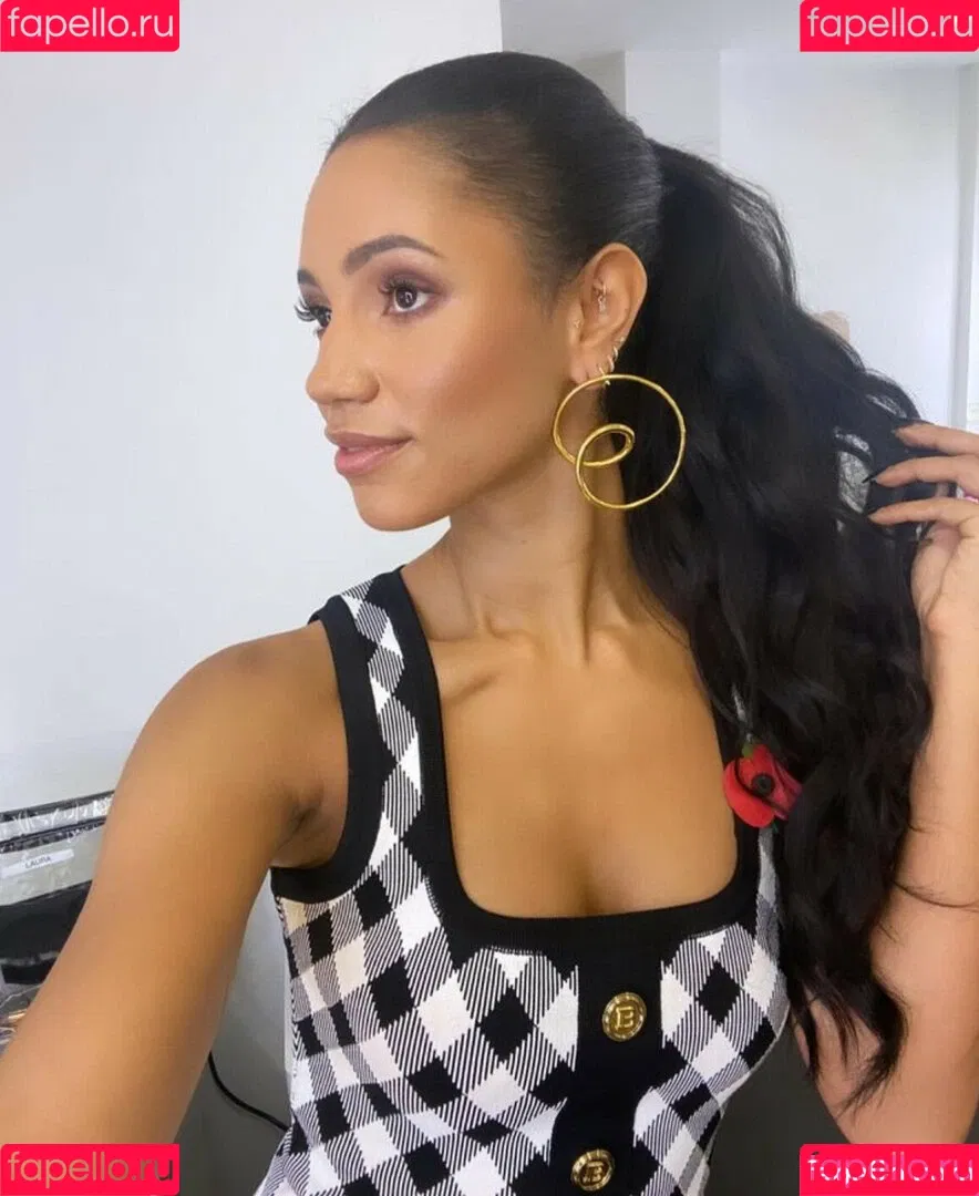 Vick Hope Onlyfans Photo Gallery 