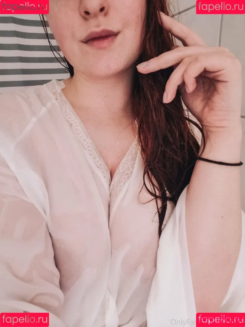 doenill Onlyfans Photo Gallery 