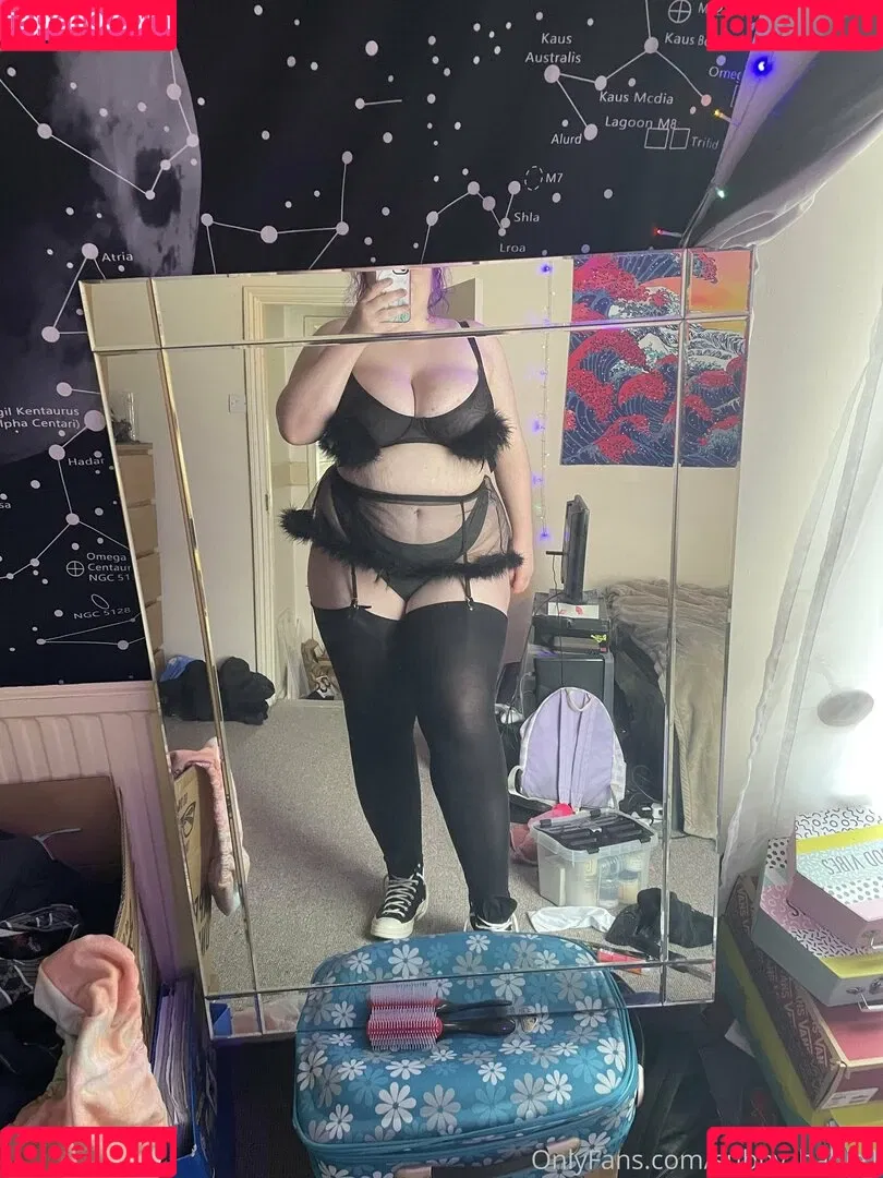 phoebetheunistudent Onlyfans Photo Gallery 