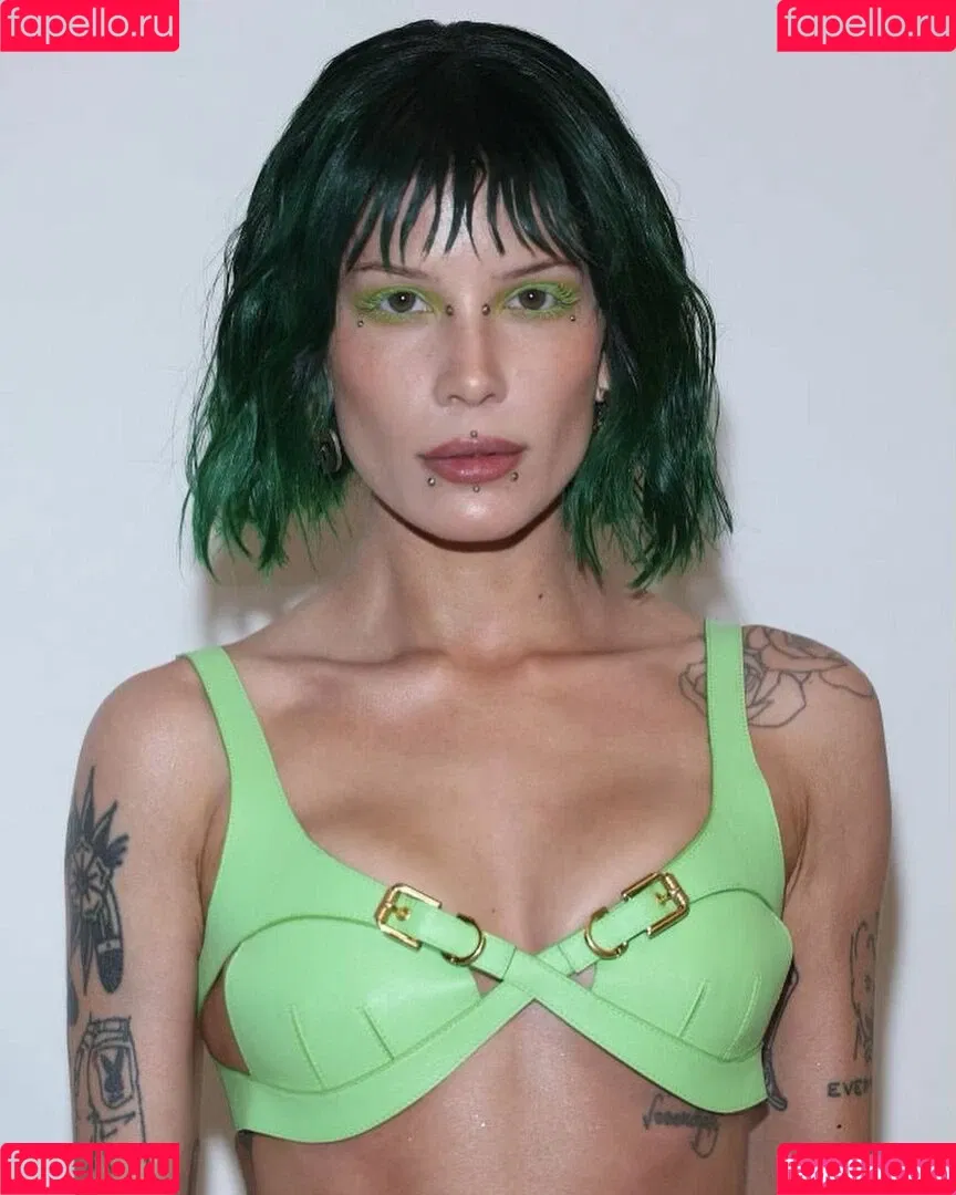 Halsey Onlyfans Photo Gallery 