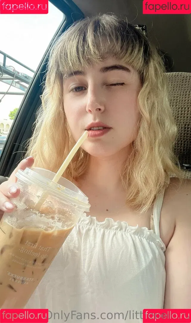 littlelilycos Onlyfans Photo Gallery 