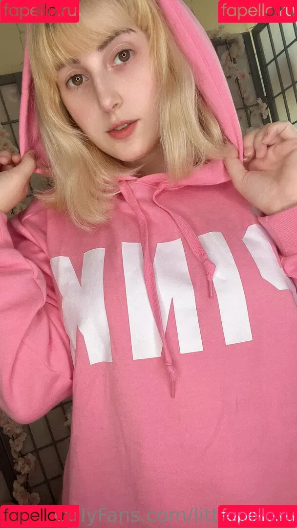 littlelilycos Onlyfans Photo Gallery 
