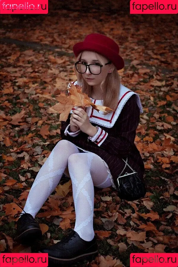 Loli Molly Onlyfans Photo Gallery 