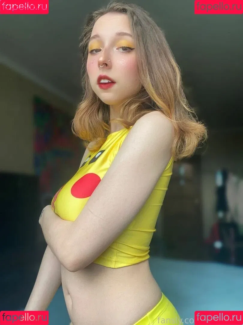 Loli Molly Onlyfans Photo Gallery 