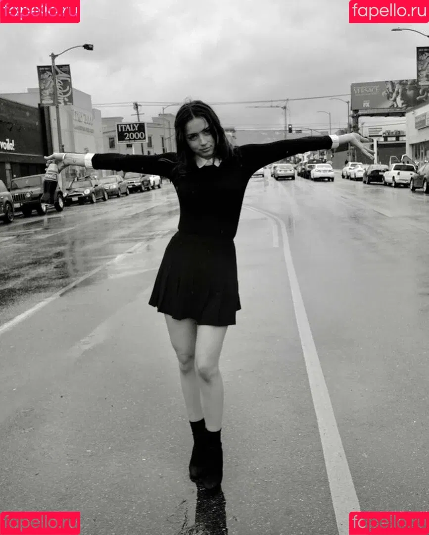 Ana De Armas Onlyfans Photo Gallery 