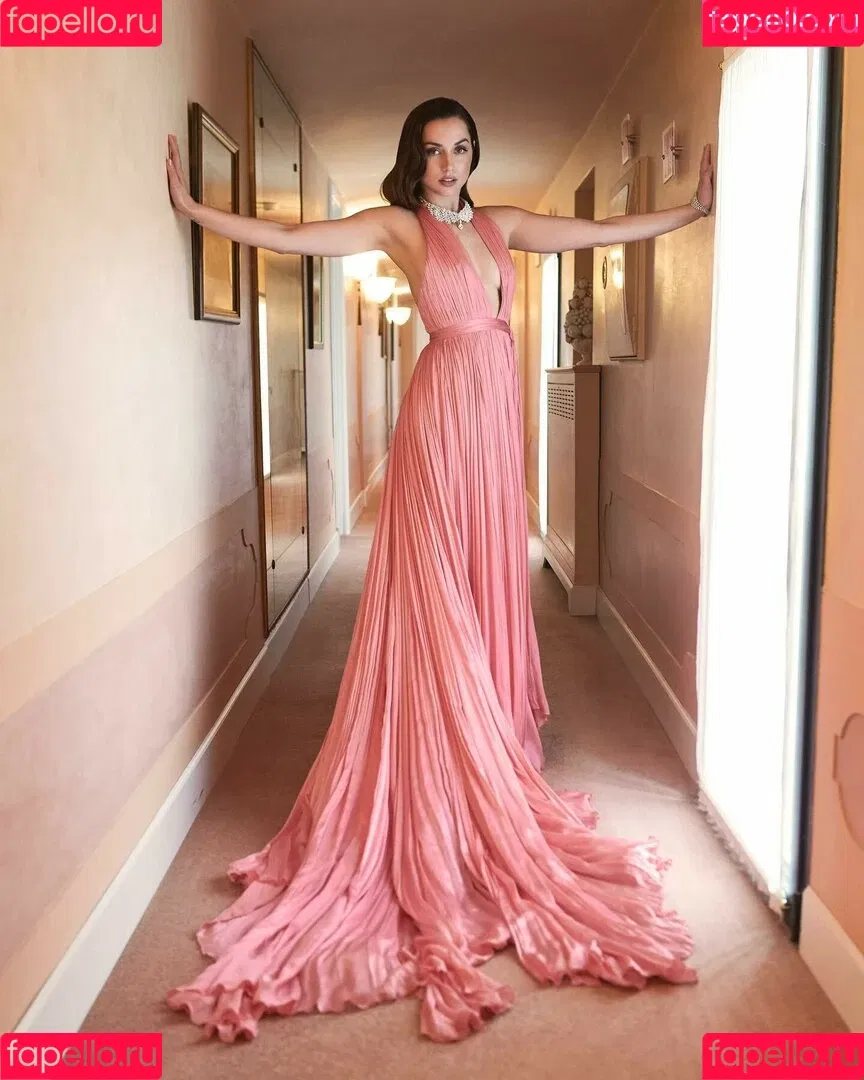 Ana De Armas Onlyfans Photo Gallery 