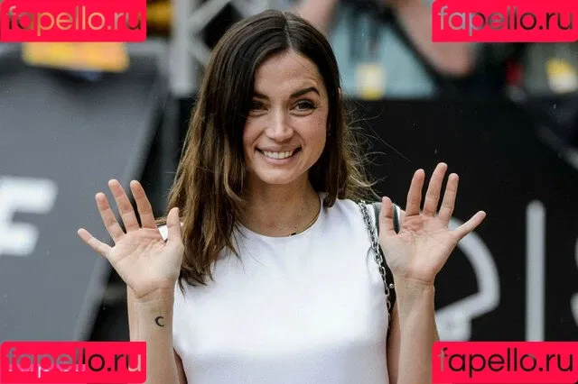 Ana De Armas Onlyfans Photo Gallery 