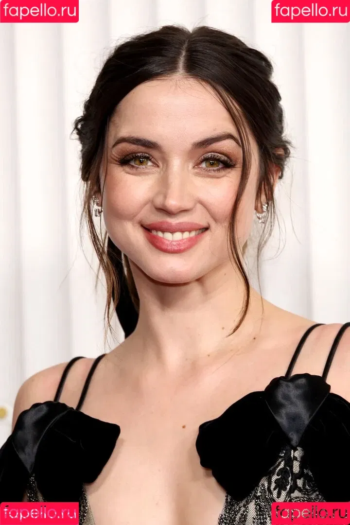 Ana De Armas Onlyfans Photo Gallery 