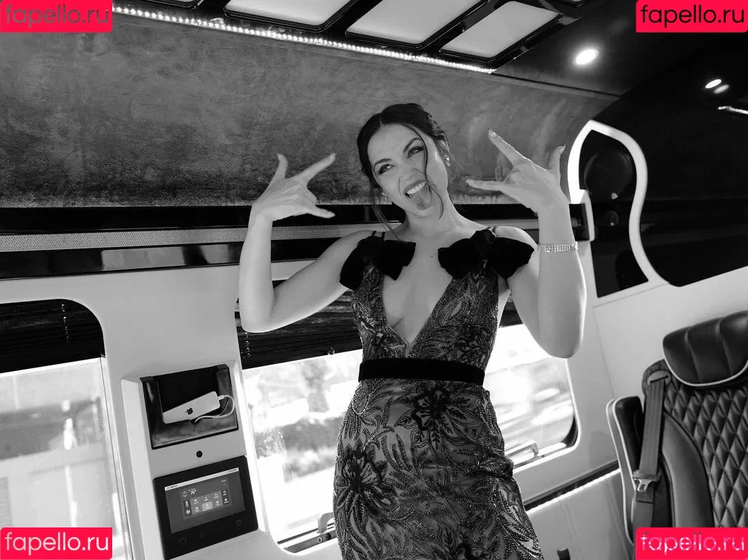 Ana De Armas Onlyfans Photo Gallery 