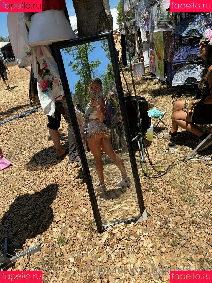 issameg Onlyfans Photo Gallery 