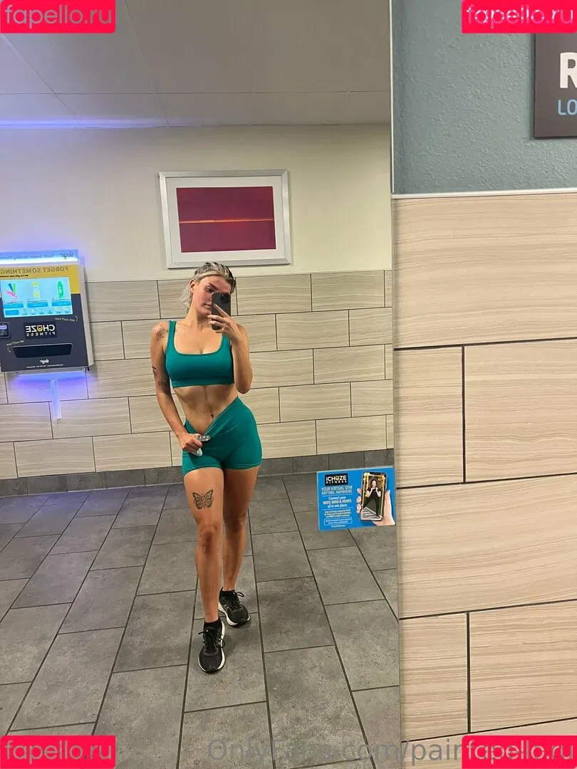 issameg Onlyfans Photo Gallery 
