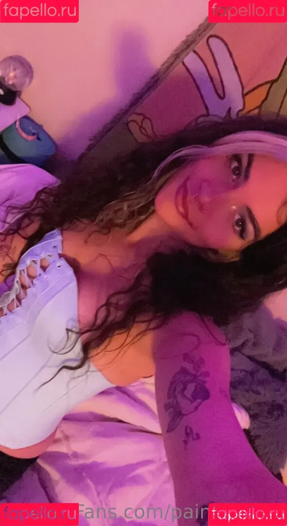 issameg Onlyfans Photo Gallery 