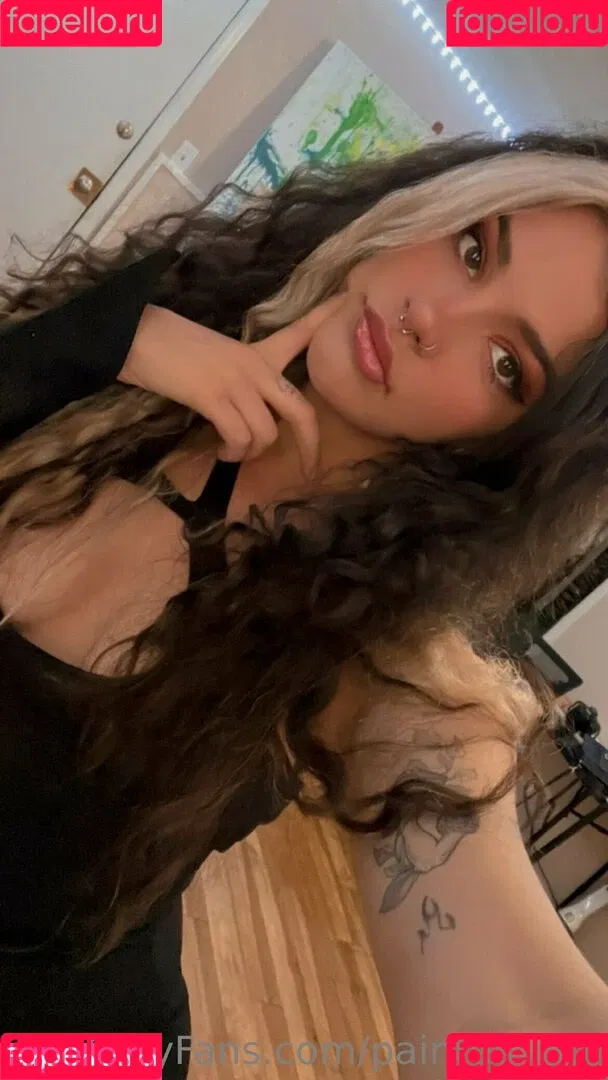 issameg Onlyfans Photo Gallery 