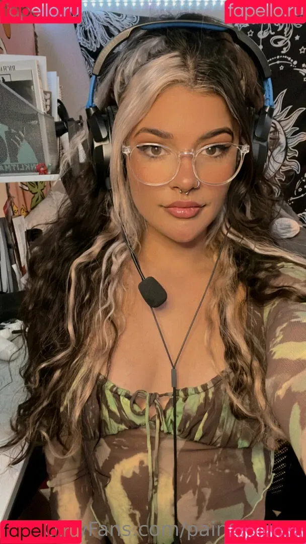 issameg Onlyfans Photo Gallery 