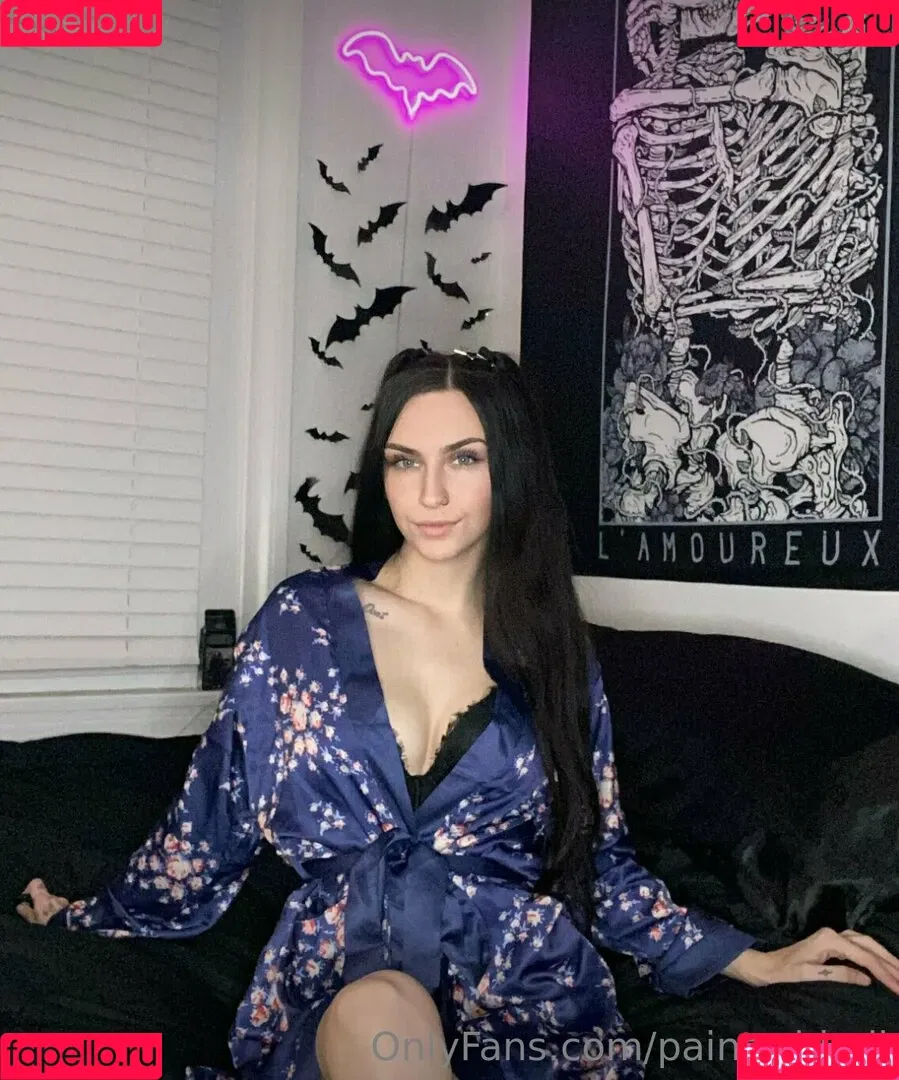 issameg Onlyfans Photo Gallery 