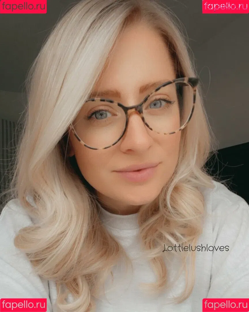 lottielushloves Onlyfans Photo Gallery 