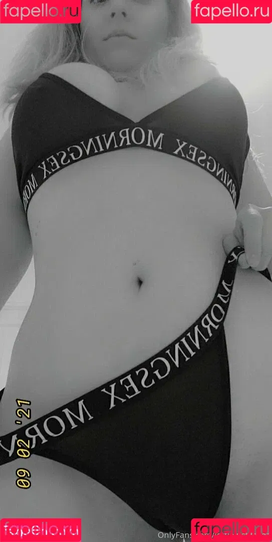lottielushloves Onlyfans Photo Gallery 