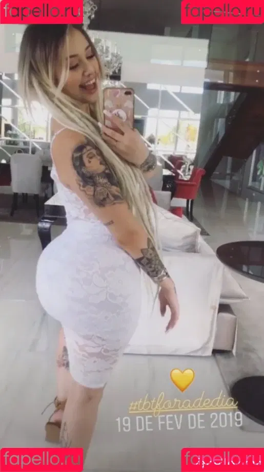 Victoria Macan Onlyfans Photo Gallery 