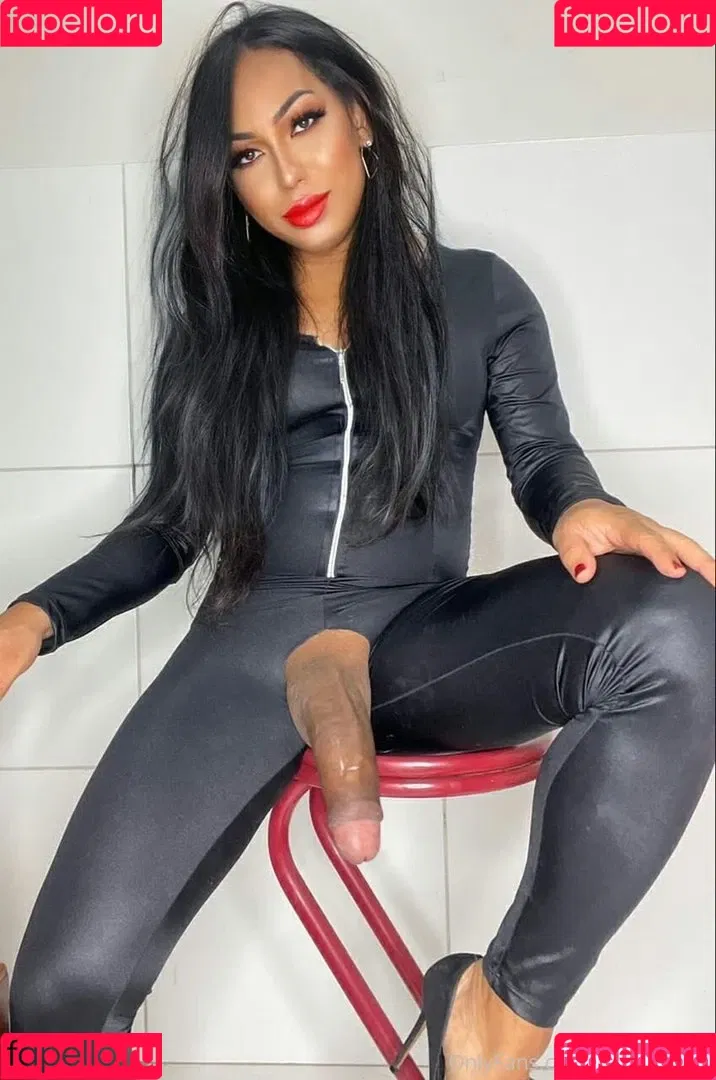 Keren Mirela Onlyfans Photo Gallery 