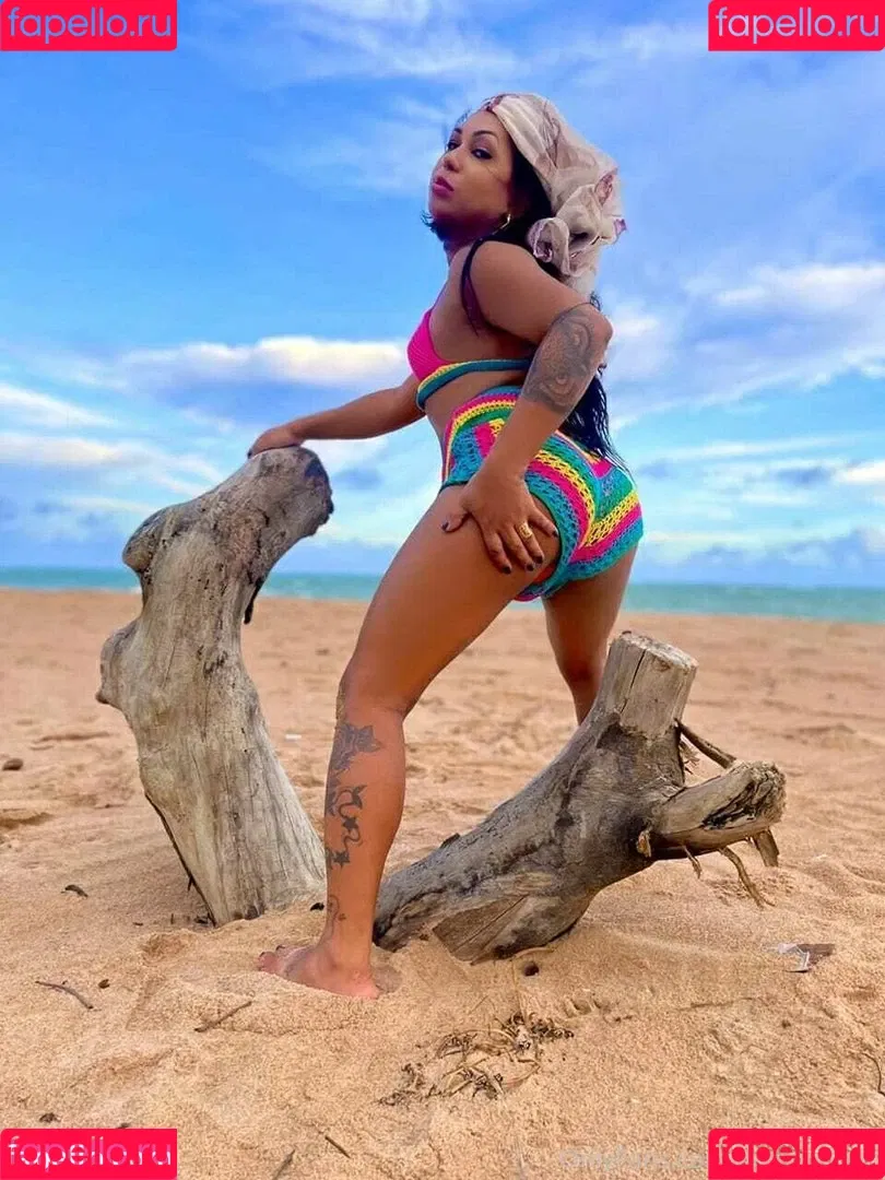 Keren Mirela Onlyfans Photo Gallery 