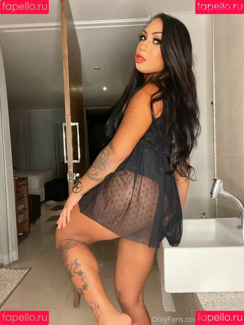 Keren Mirela Onlyfans Photo Gallery 