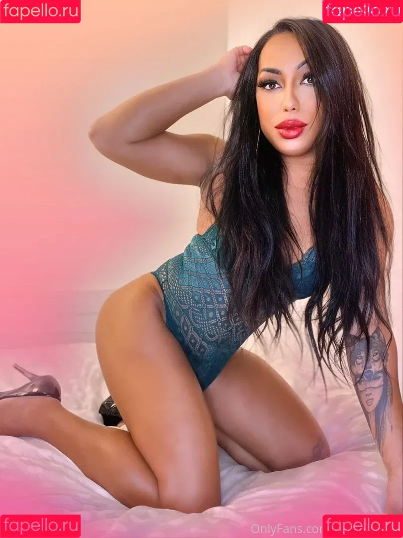 Keren Mirela Onlyfans Photo Gallery 
