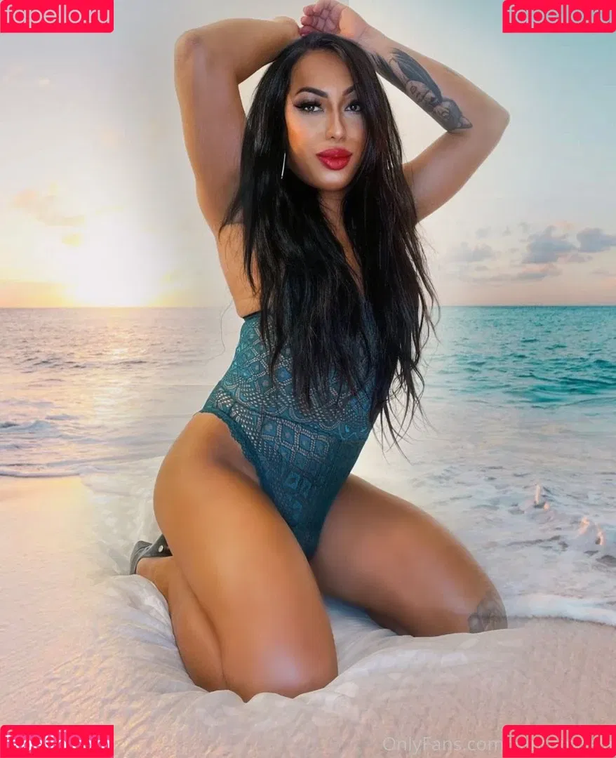 Keren Mirela Onlyfans Photo Gallery 