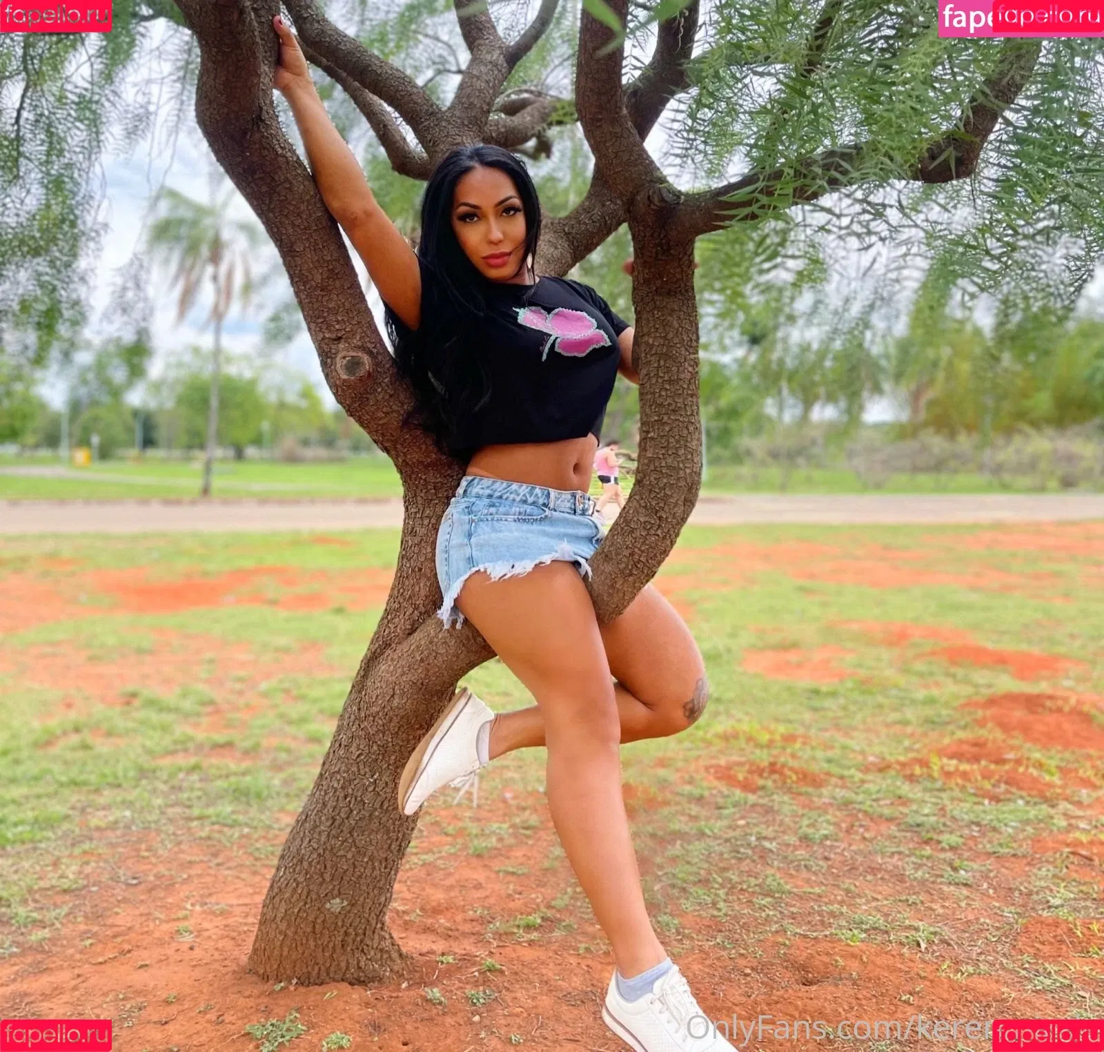 Keren Mirela Onlyfans Photo Gallery 