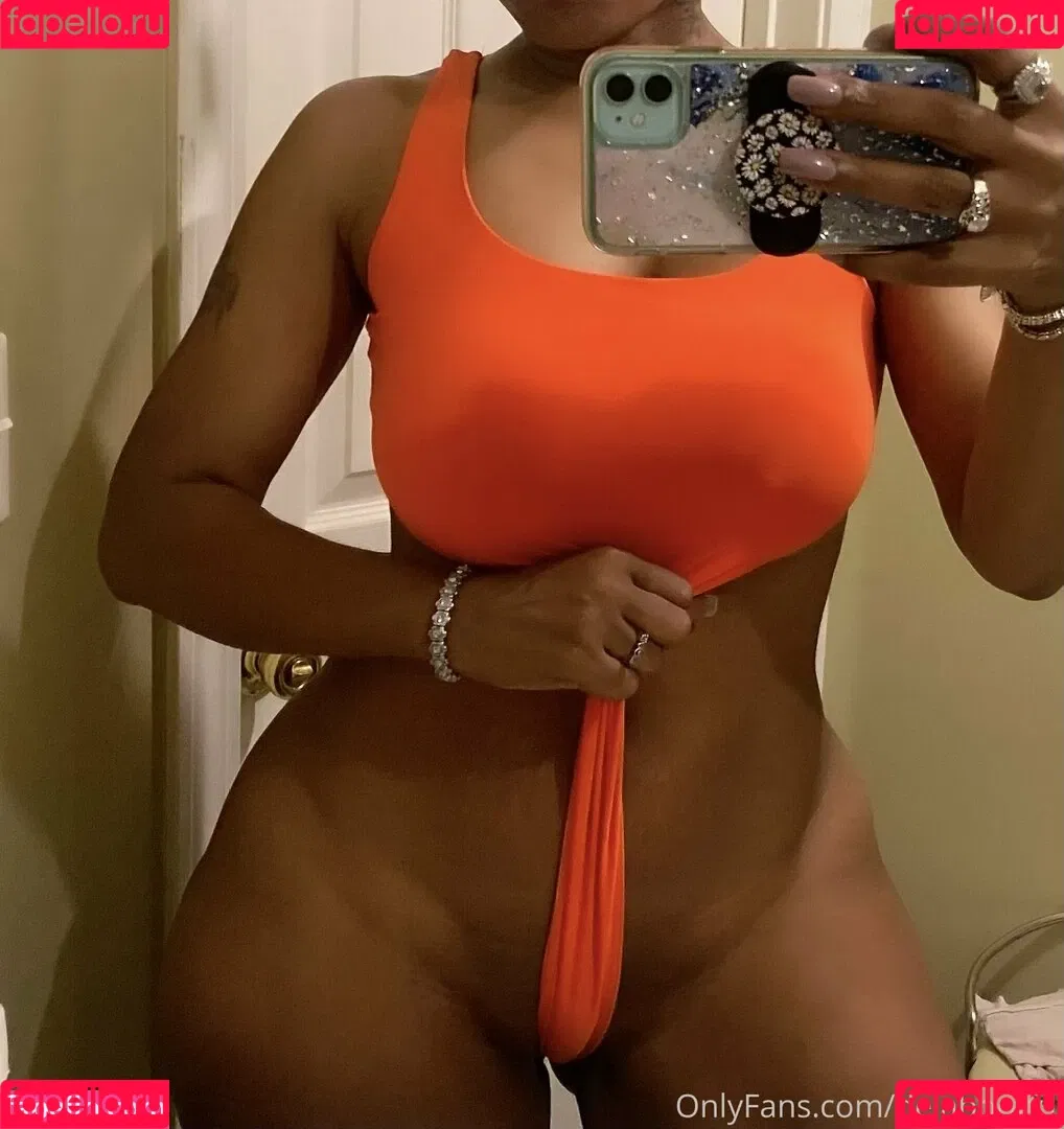 DejaBooty1 Onlyfans Photo Gallery 
