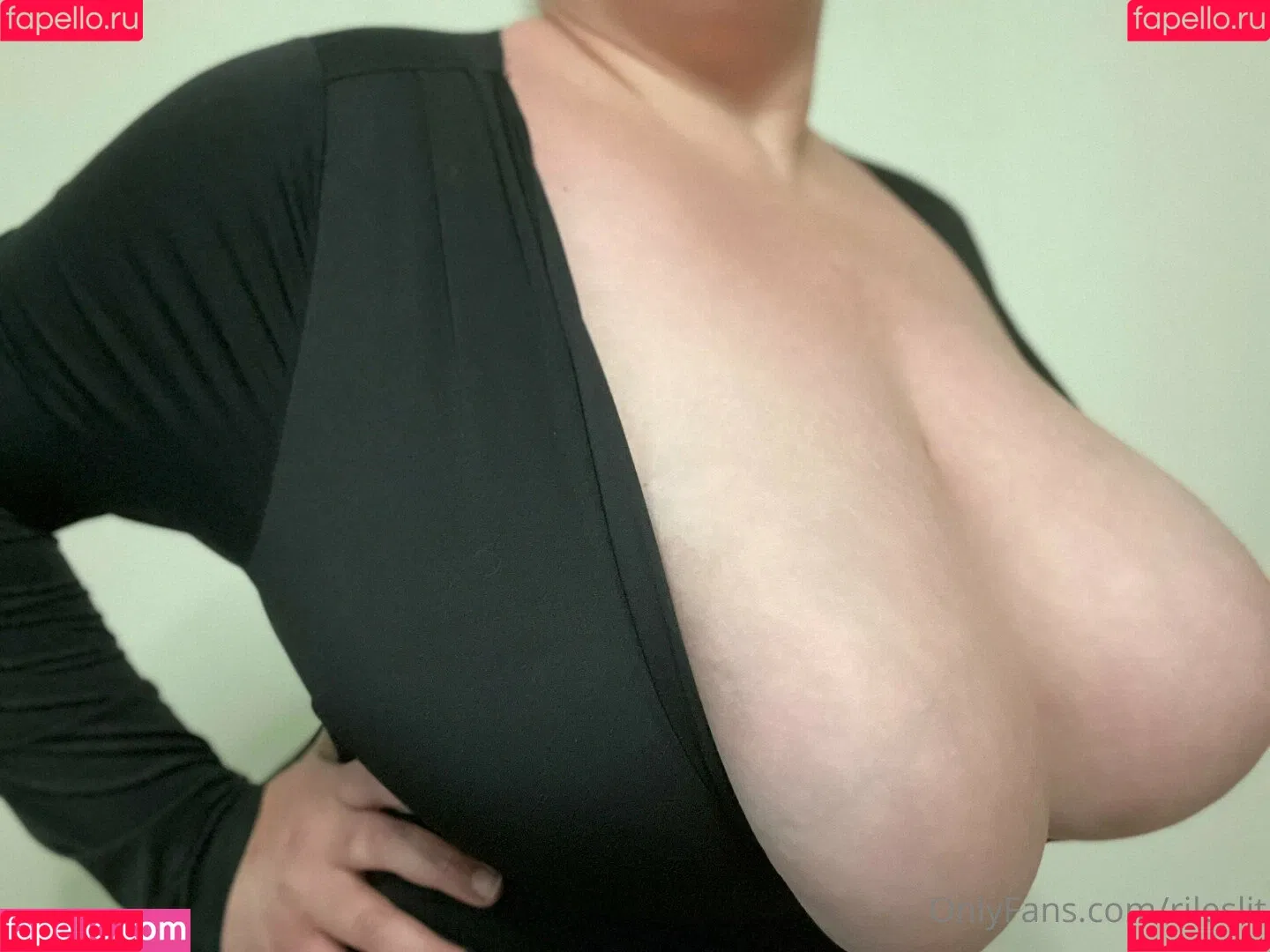 Rileslit Onlyfans Photo Gallery 
