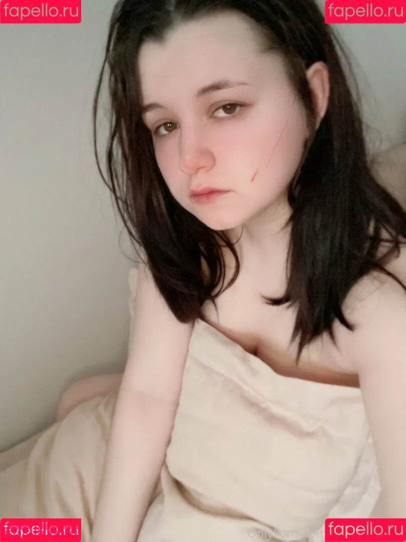 MintyMiyako Onlyfans Photo Gallery 