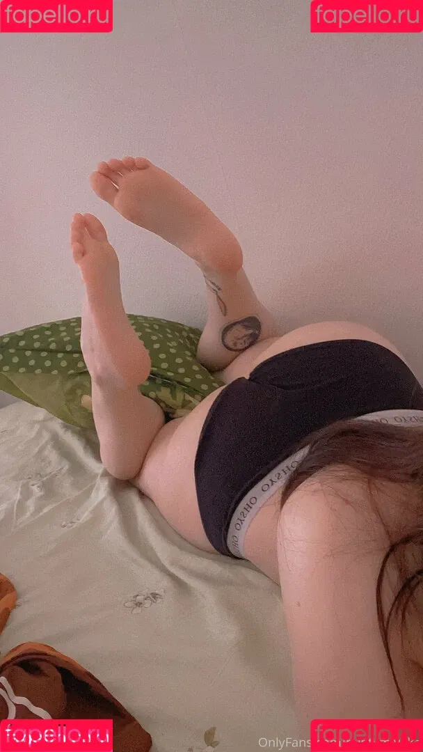 MintyMiyako Onlyfans Photo Gallery 