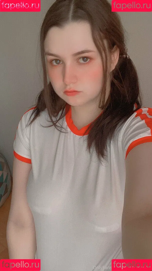MintyMiyako Onlyfans Photo Gallery 