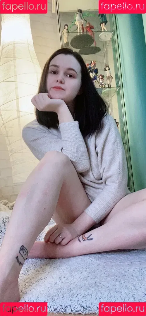 MintyMiyako Onlyfans Photo Gallery 