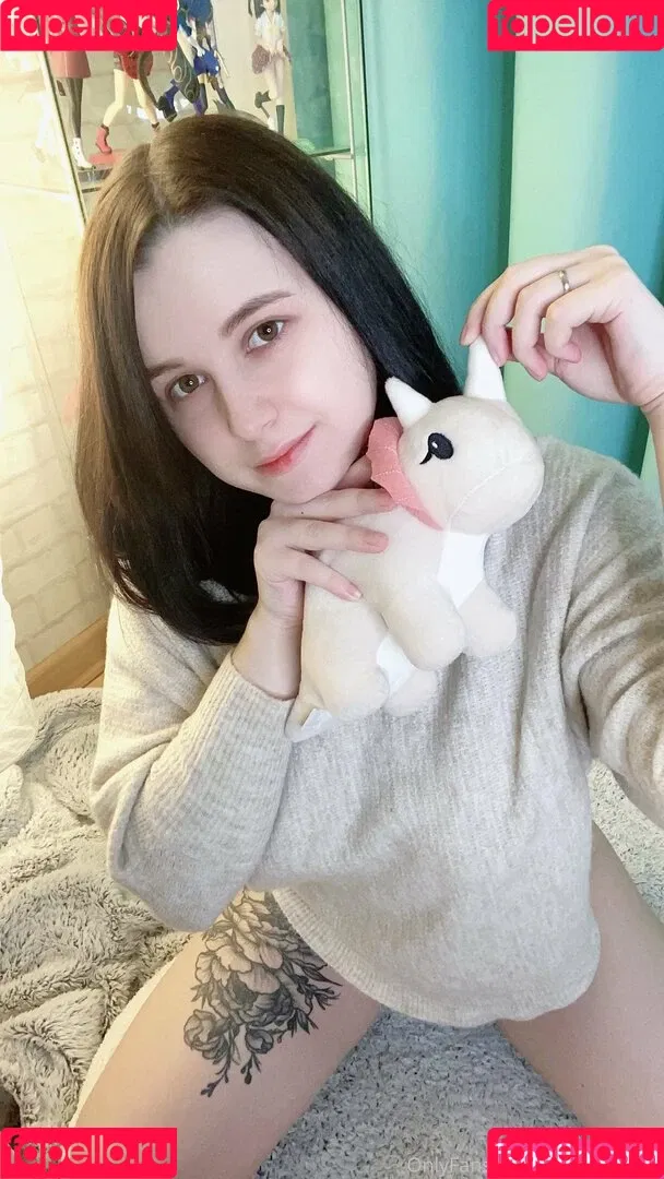 MintyMiyako Onlyfans Photo Gallery 