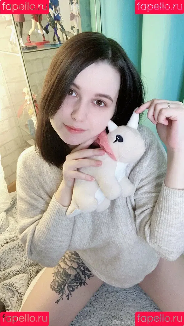 MintyMiyako Onlyfans Photo Gallery 