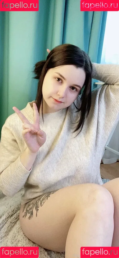 MintyMiyako Onlyfans Photo Gallery 