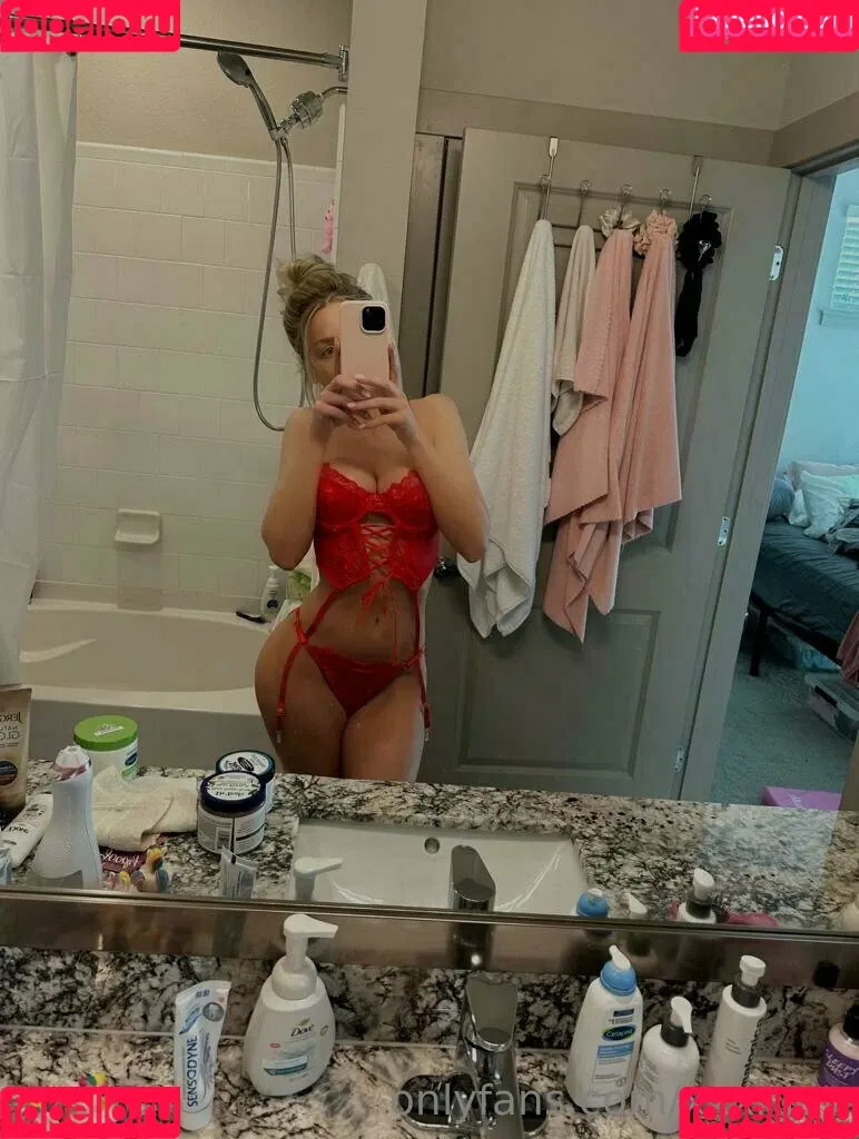 xxxriley Onlyfans Photo Gallery 