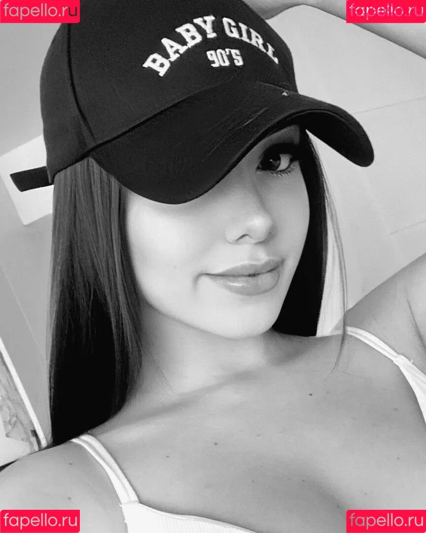 Roxana Tejada Onlyfans Photo Gallery 