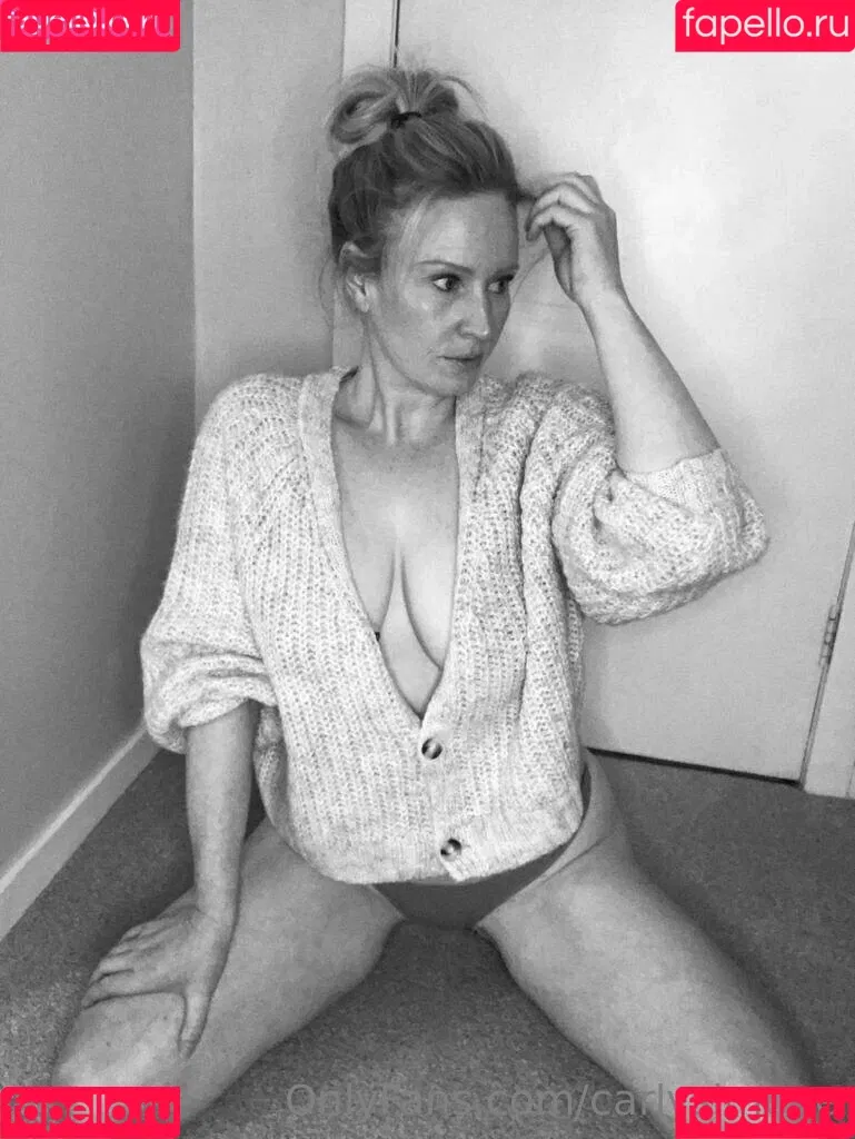 carlysimone Onlyfans Photo Gallery 
