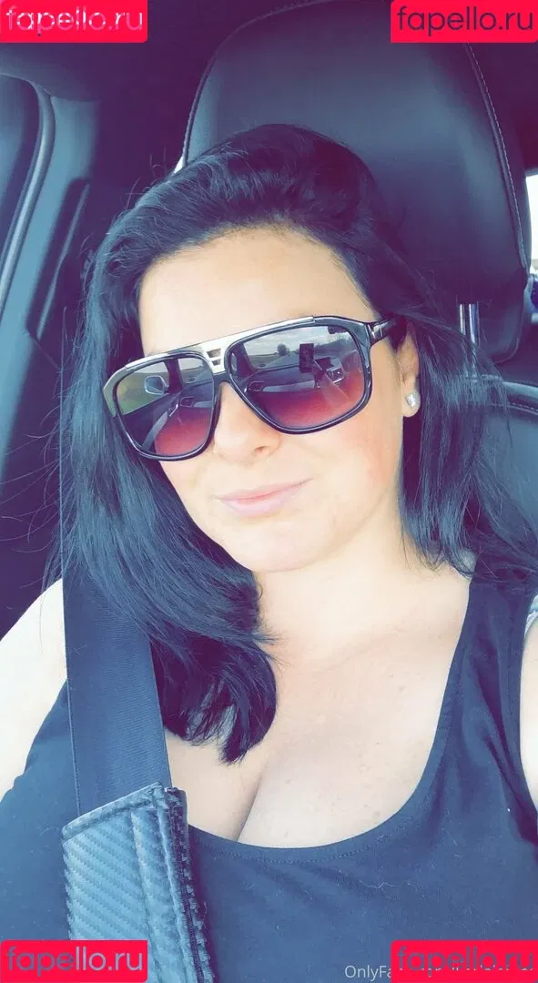 karlajames Onlyfans Photo Gallery 