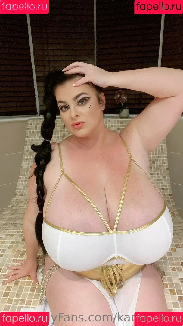 karlajames Onlyfans Photo Gallery 