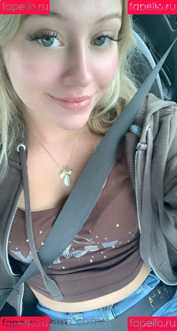 SkylerStormxo Onlyfans Photo Gallery 